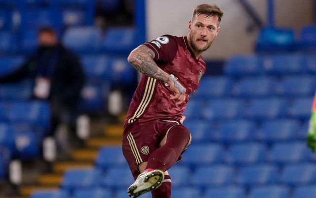 爱游戏-关于赛前西汉姆更衣室发声——CBA常规赛节点到来，更衣室稳定，轮换策略成焦点的信息